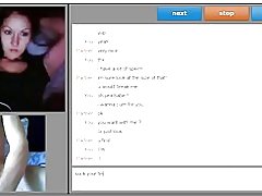 Mielas ponia brandinamam pūlingas, ir giliai čiulpia savo pirštu